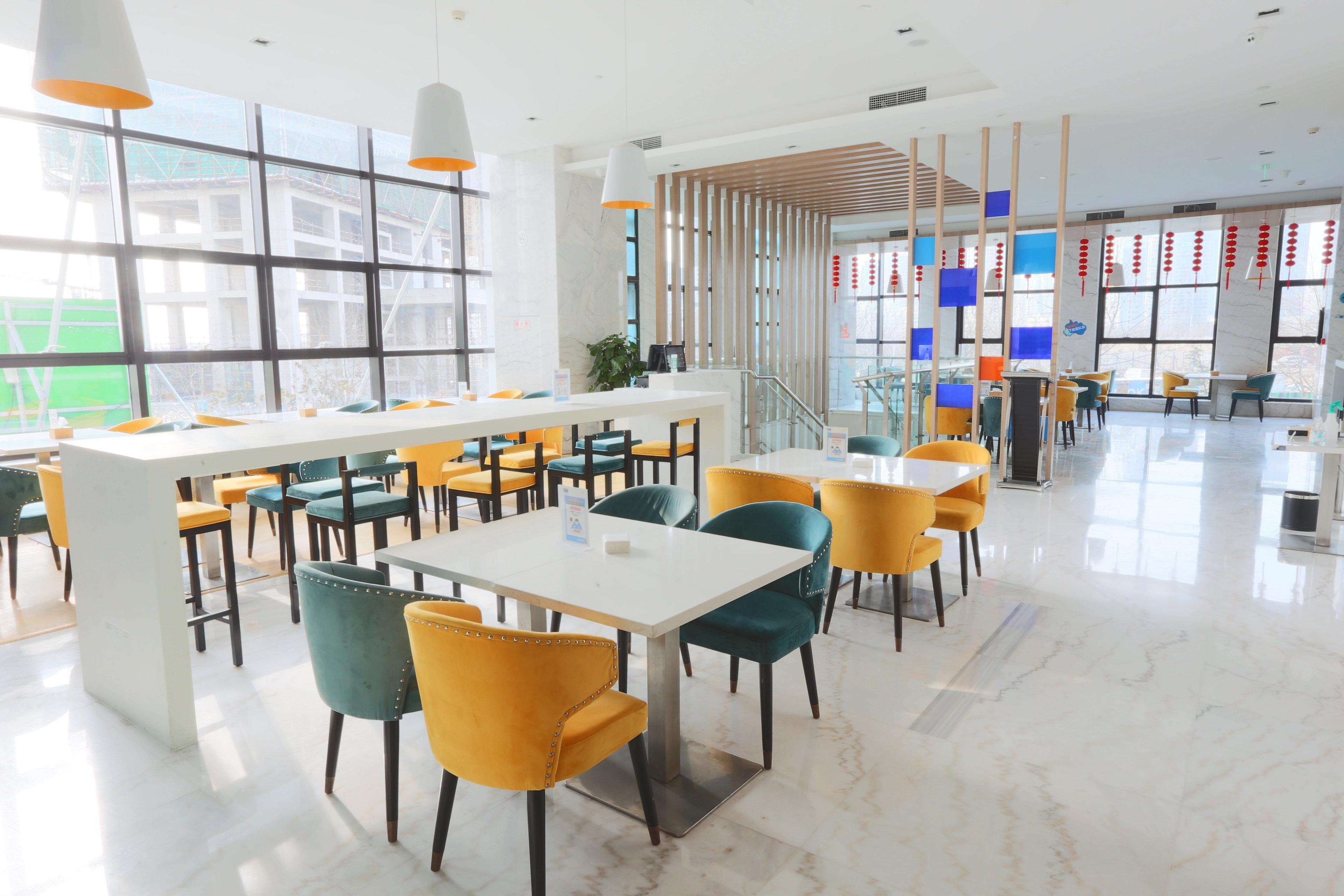 Holiday Inn Express - Qingdao West Coast By Ihg Exterior foto