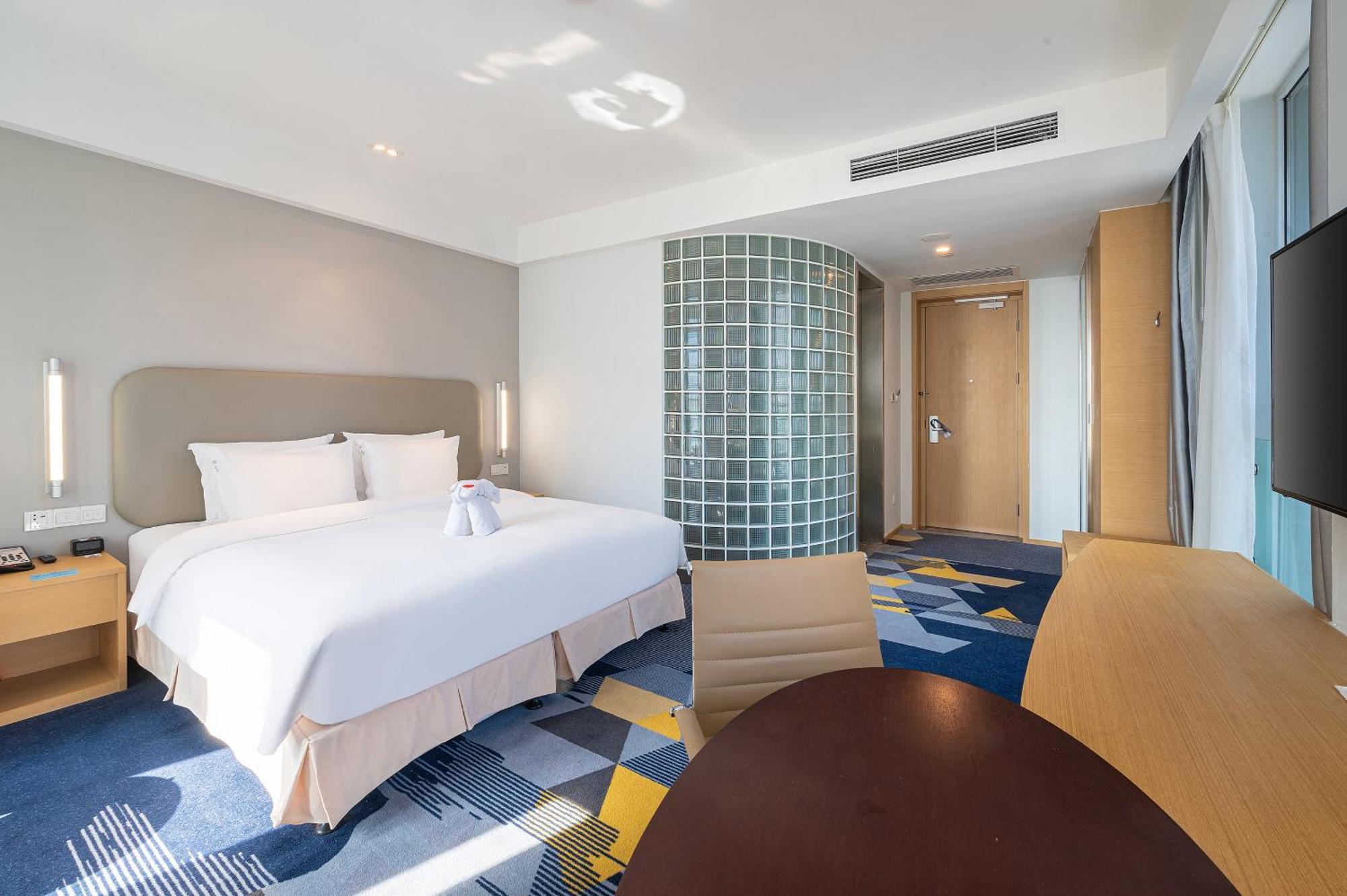 Holiday Inn Express - Qingdao West Coast By Ihg Exterior foto